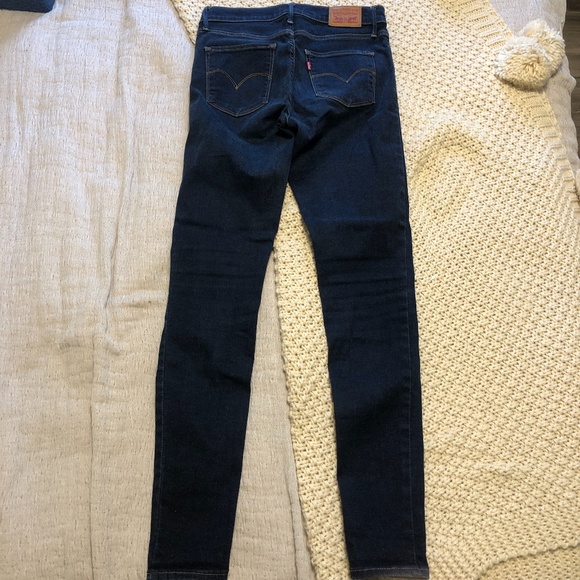 Levi’s 720 High Rise Super Skinny Jeans - Picture 2 of 2